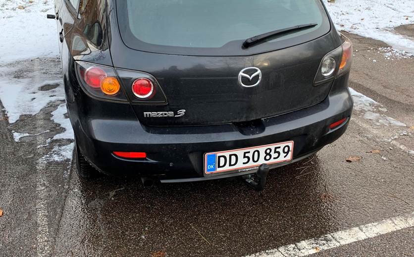 Mazda 3 1,6 HATCHBACK
