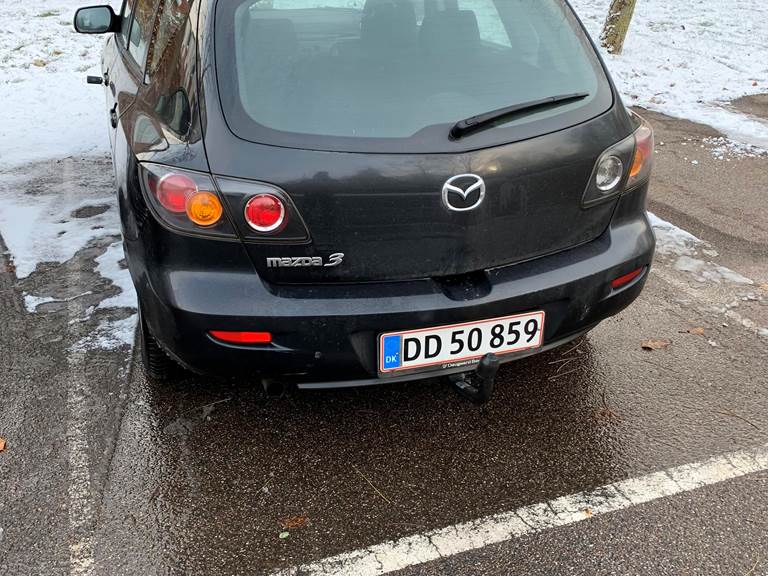 Mazda 3 1,6 HATCHBACK
