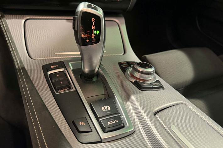 Hvid BMW 520d fra 2013