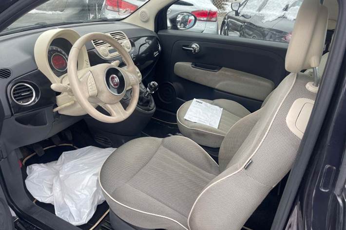 Sort Fiat 500 fra 2011