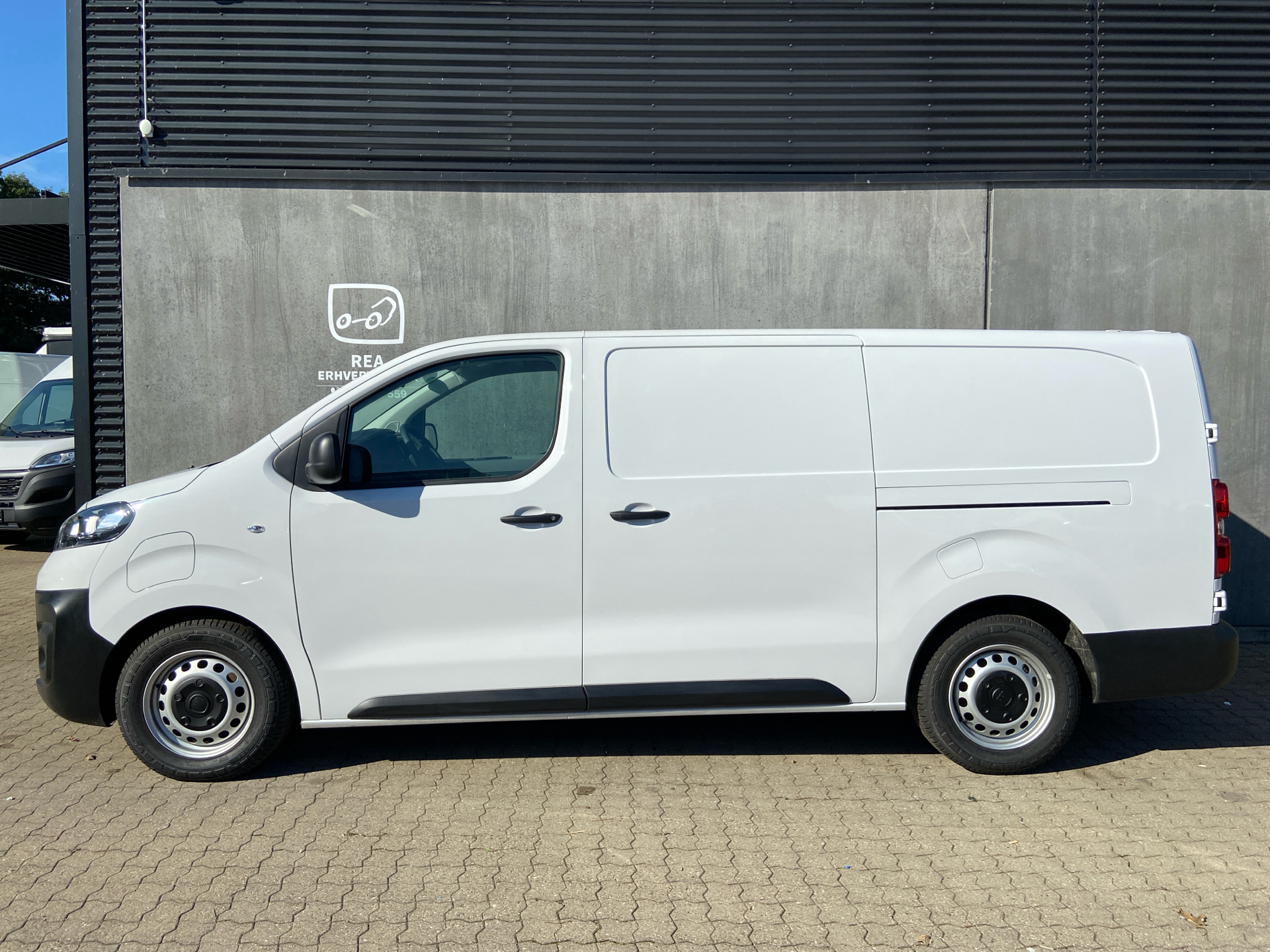 Fiat E-Scudo L3H1 EL Business 136HK Van Aut.
