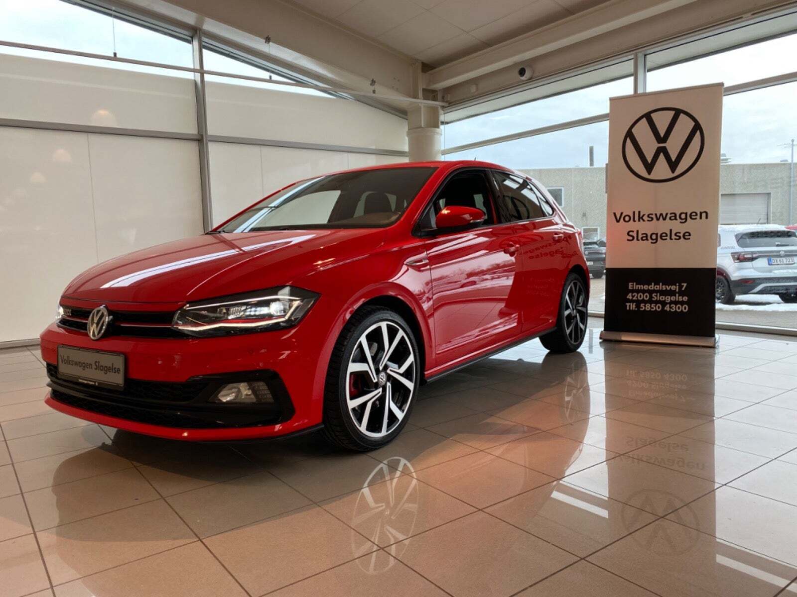 Rød VW Polo fra 2019