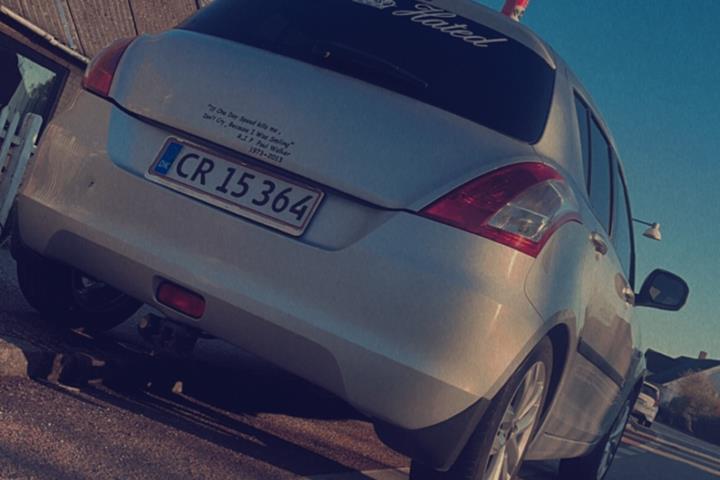 Sølv Suzuki Swift fra 2013
