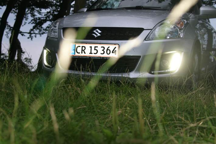 Sølv Suzuki Swift fra 2013