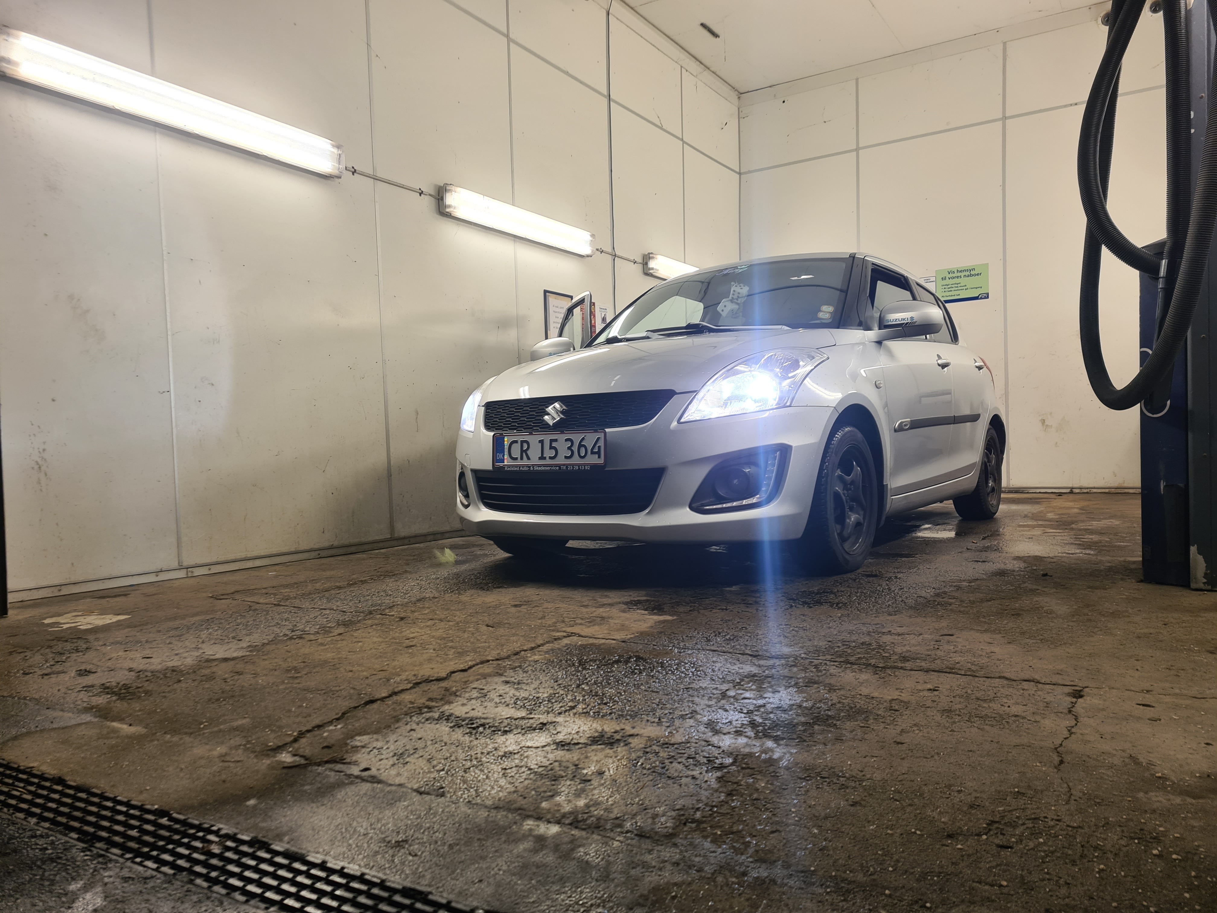 Sølv Suzuki Swift fra 2013
