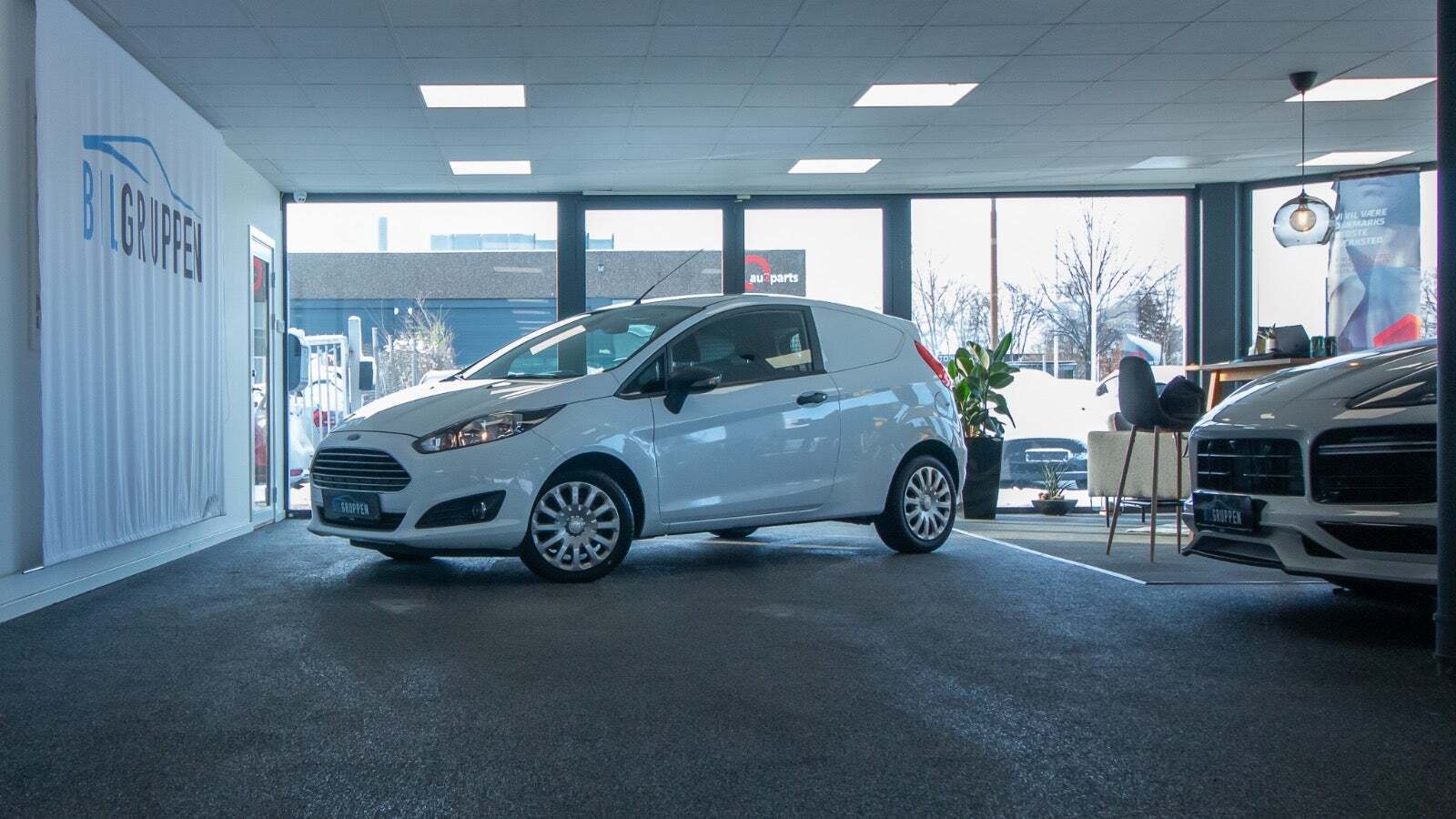 Hvid Ford Fiesta fra 2015
