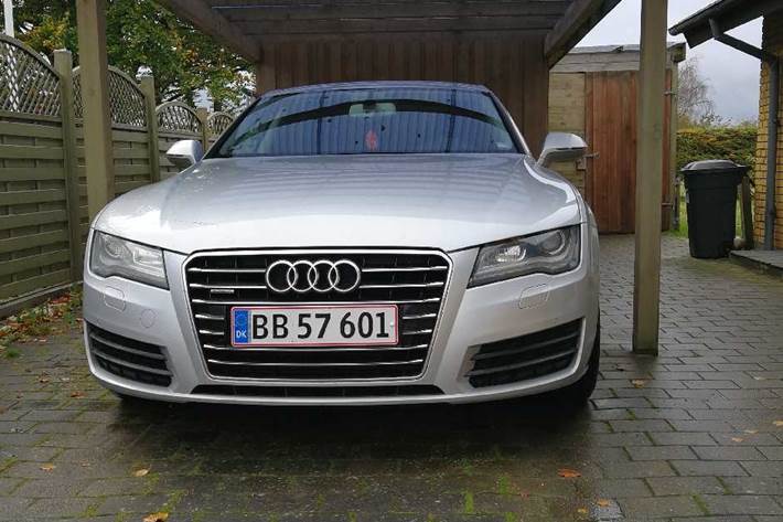 Grå Audi A7 fra 2012