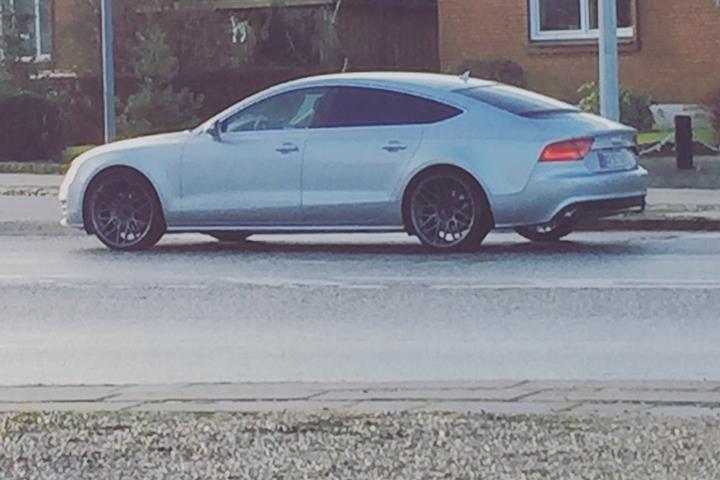 Grå Audi A7 fra 2012