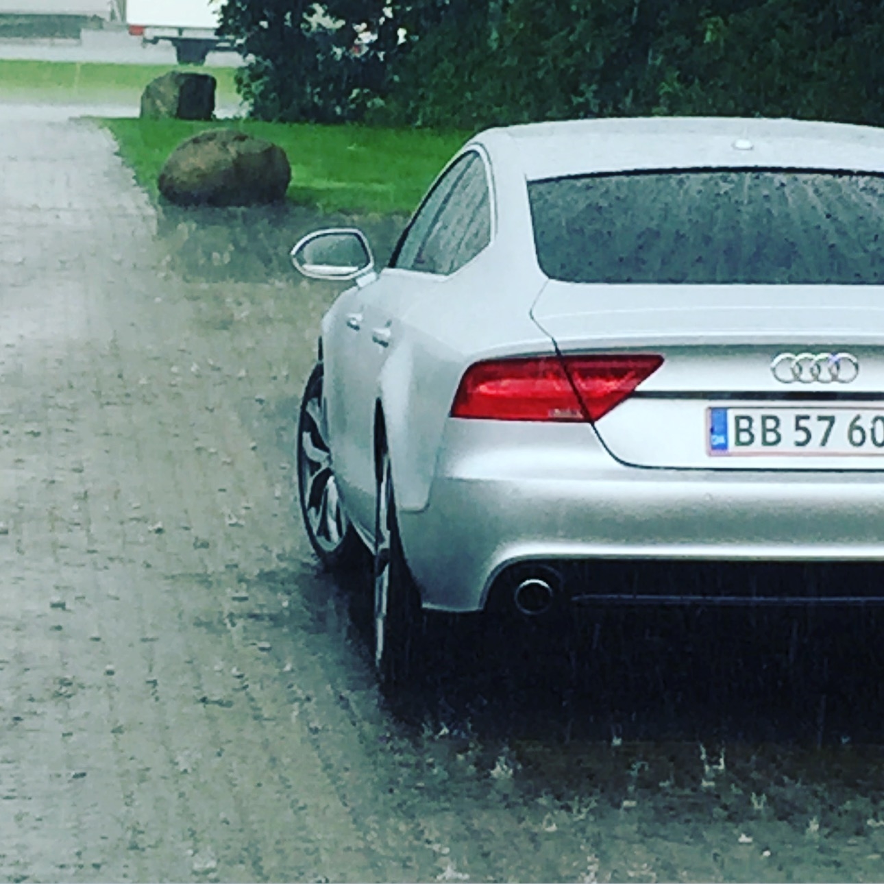 Grå Audi A7 fra 2012