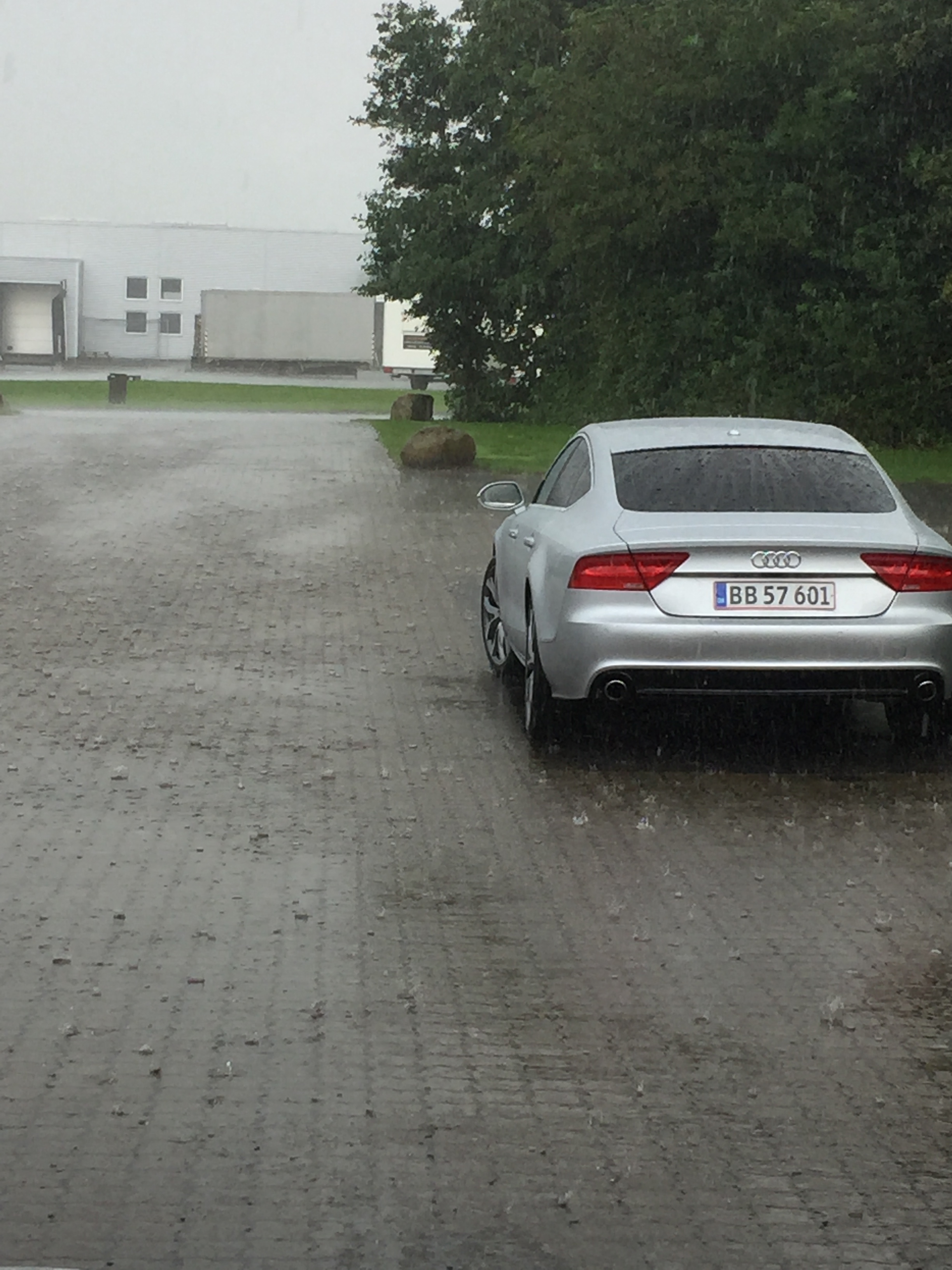 Grå Audi A7 fra 2012