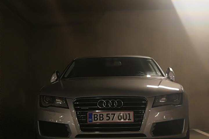 Grå Audi A7 fra 2012
