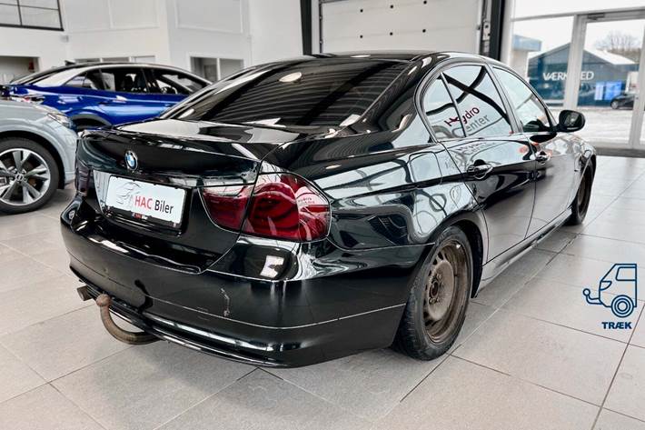 undefined BMW 318d fra 2009