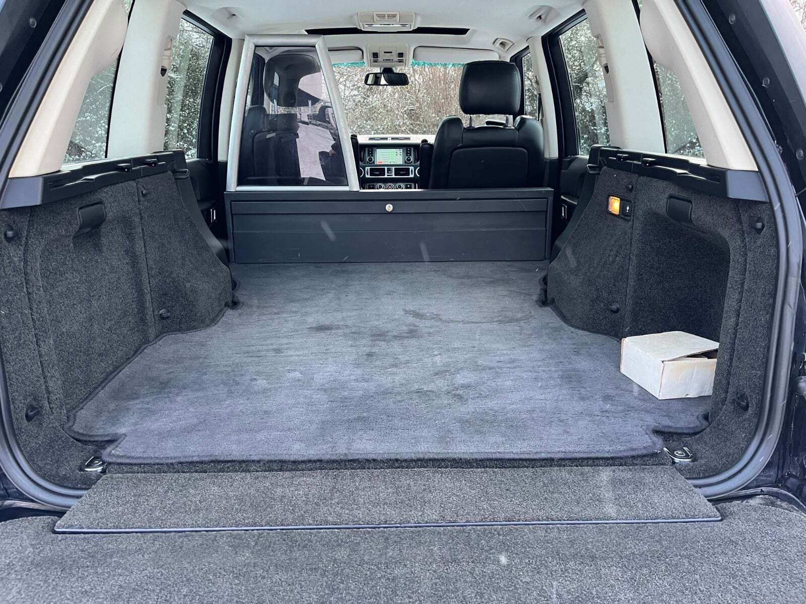 Gul Land Rover Range Rover fra 2008