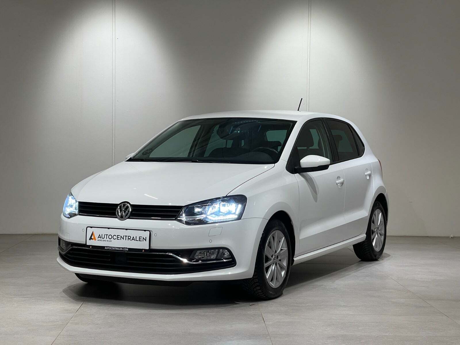 Hvid VW Polo fra 2016