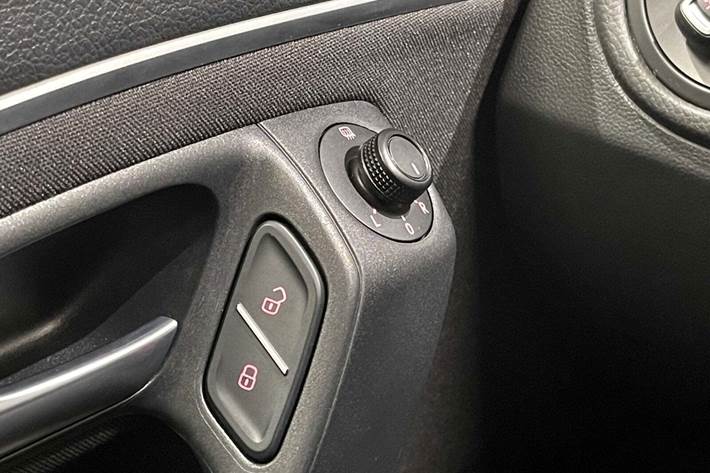 Hvid VW Polo fra 2016