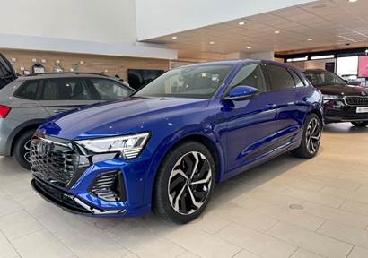 Audi Q8 e-tron 50 S-line quattro