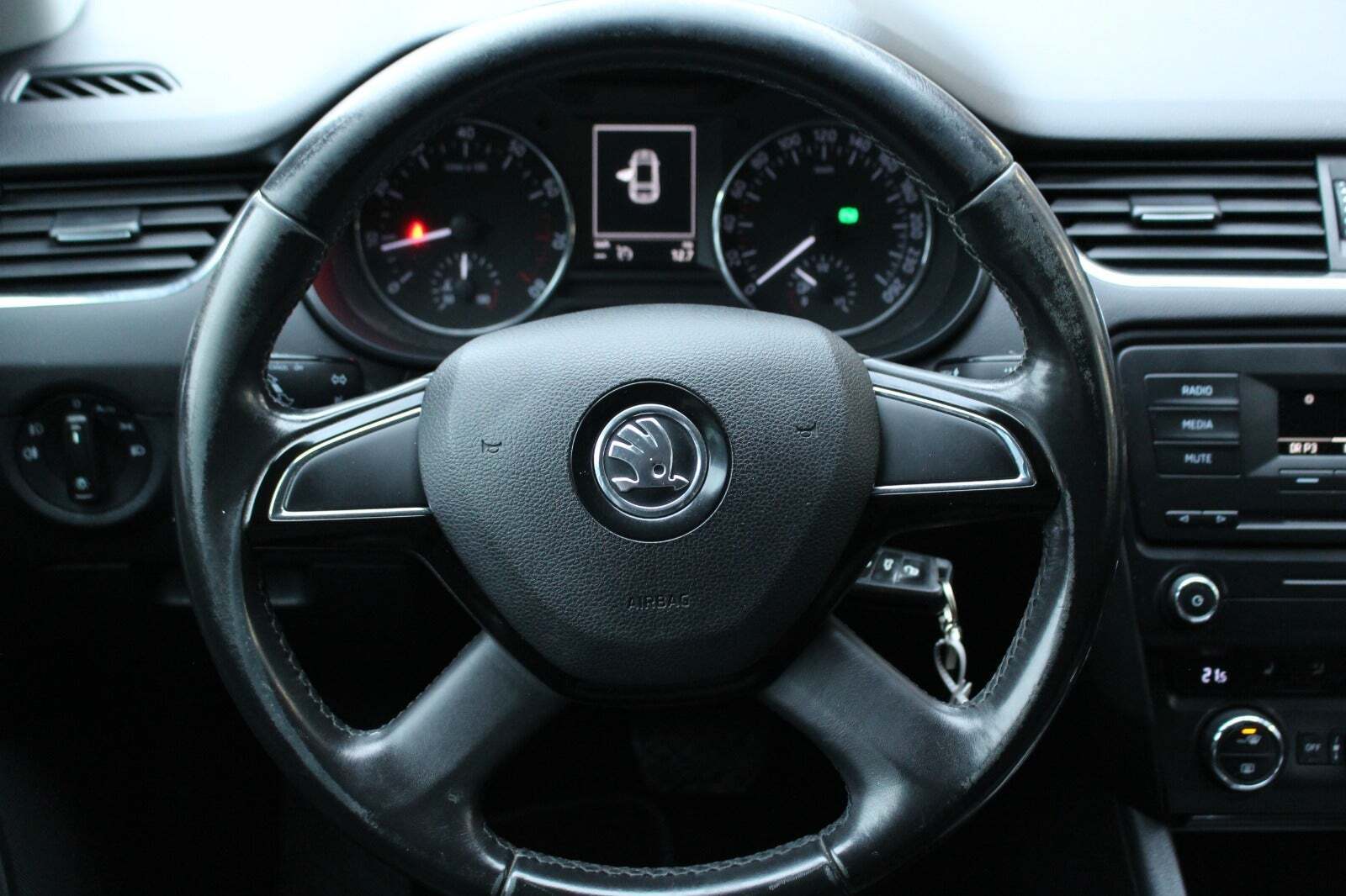 Blå Skoda Octavia fra 2014
