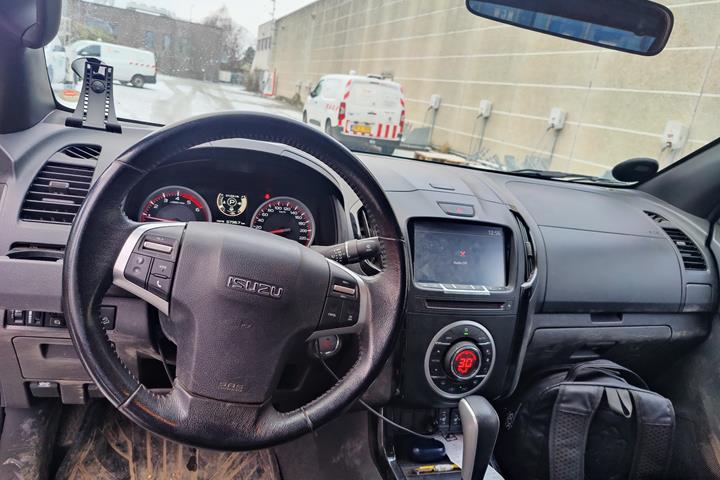Sort Isuzu D-Max fra 2017