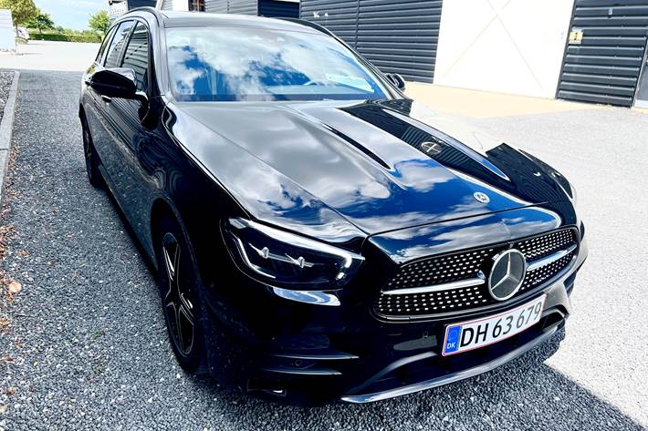 Sort Mercedes E300 e fra 2022