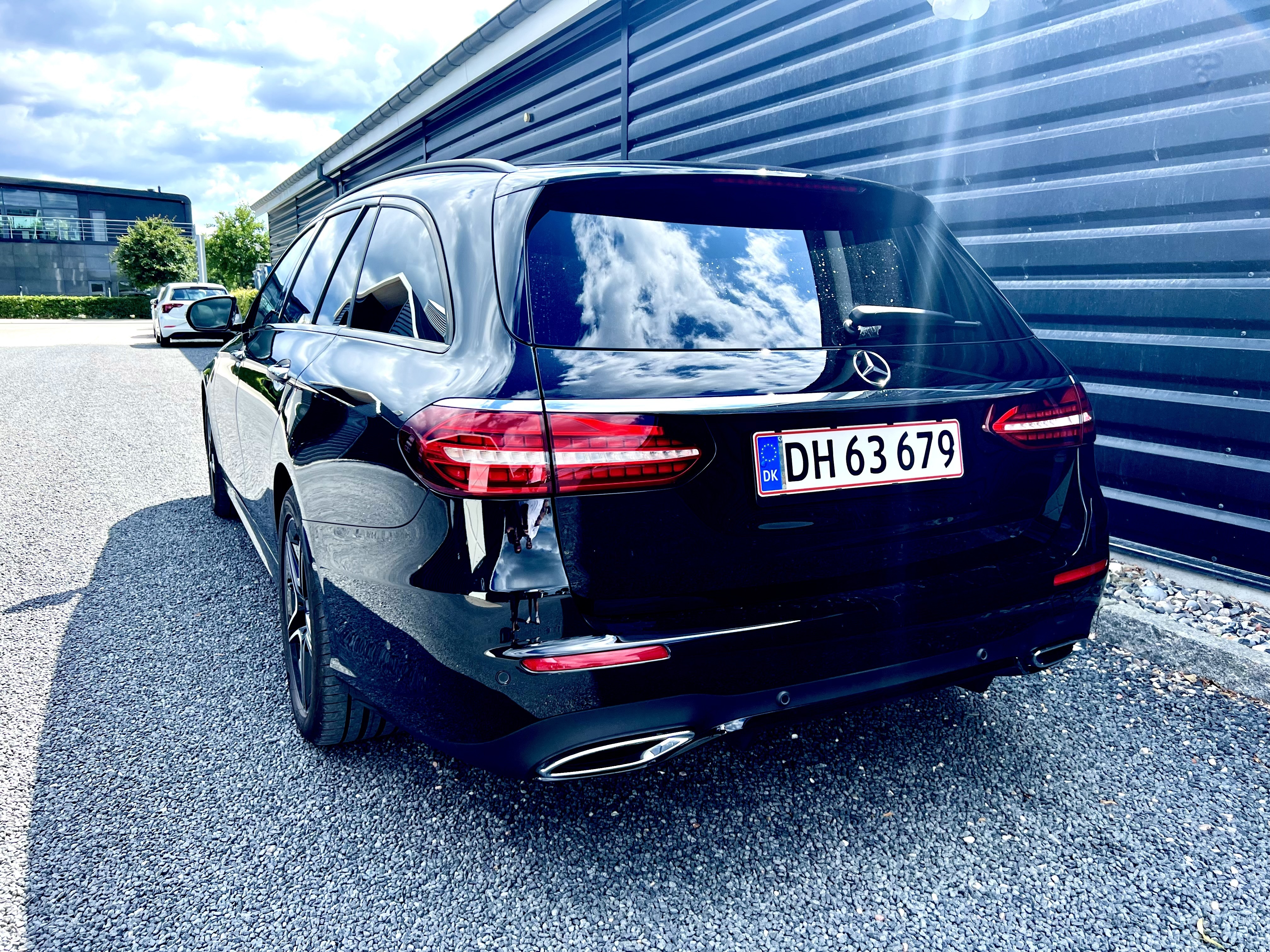Sort Mercedes E300 e fra 2022