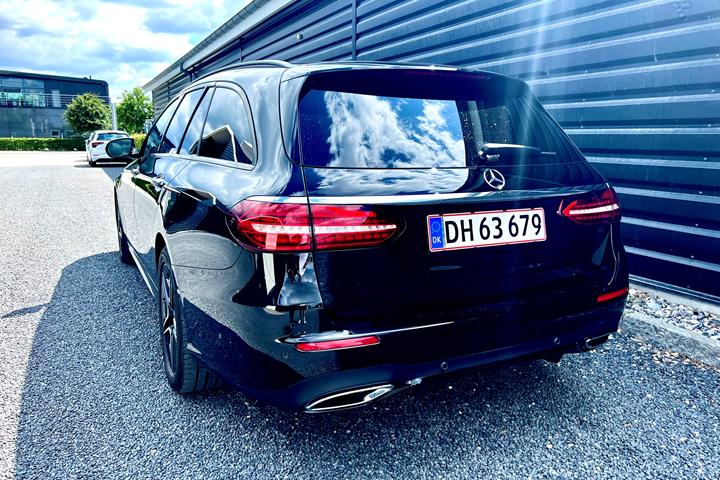 Sort Mercedes E300 e fra 2022