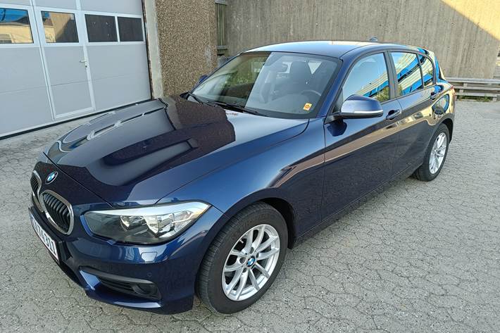 Blå BMW 1-Serie fra 2018