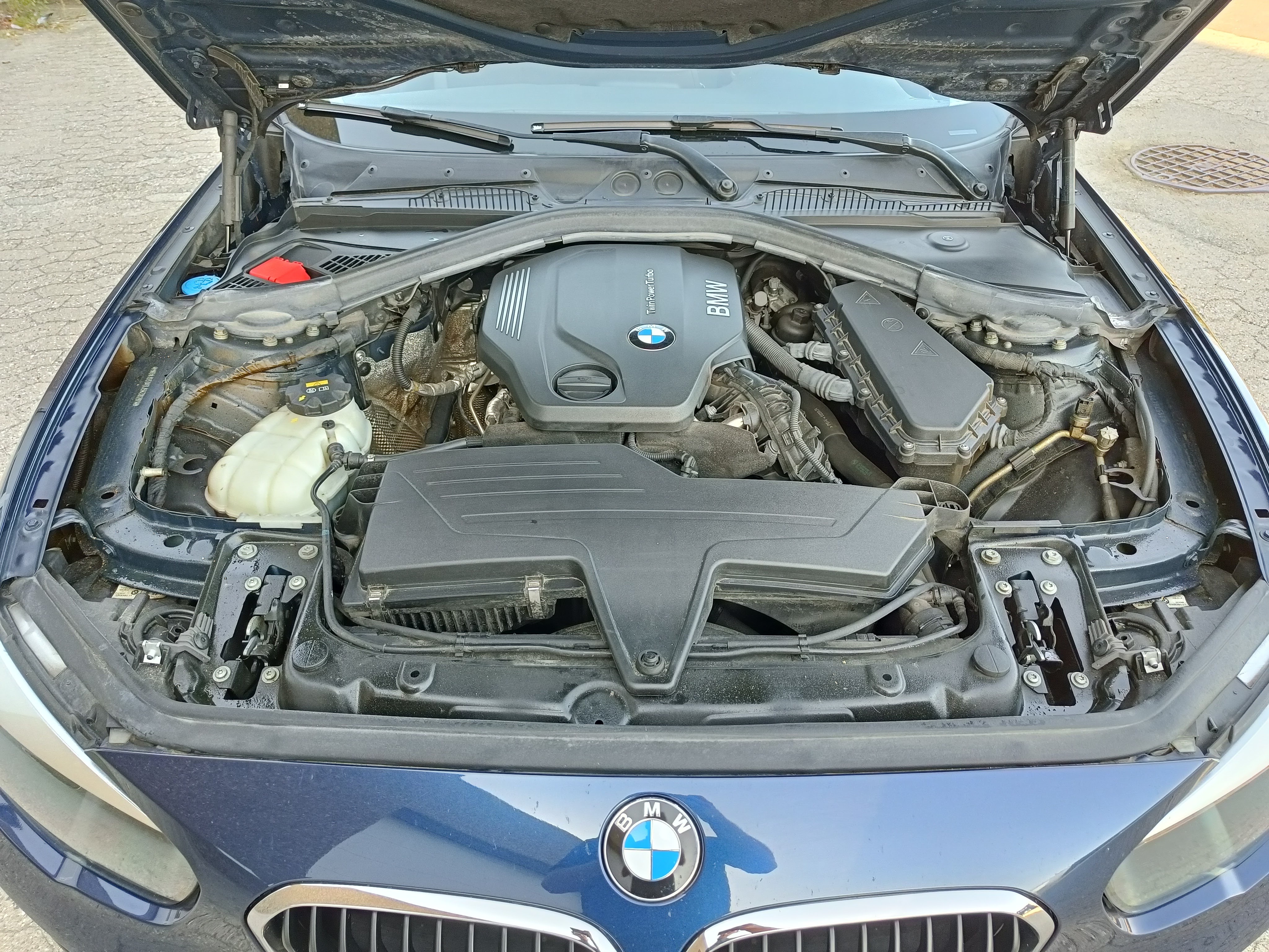 Blå BMW 1-Serie fra 2018
