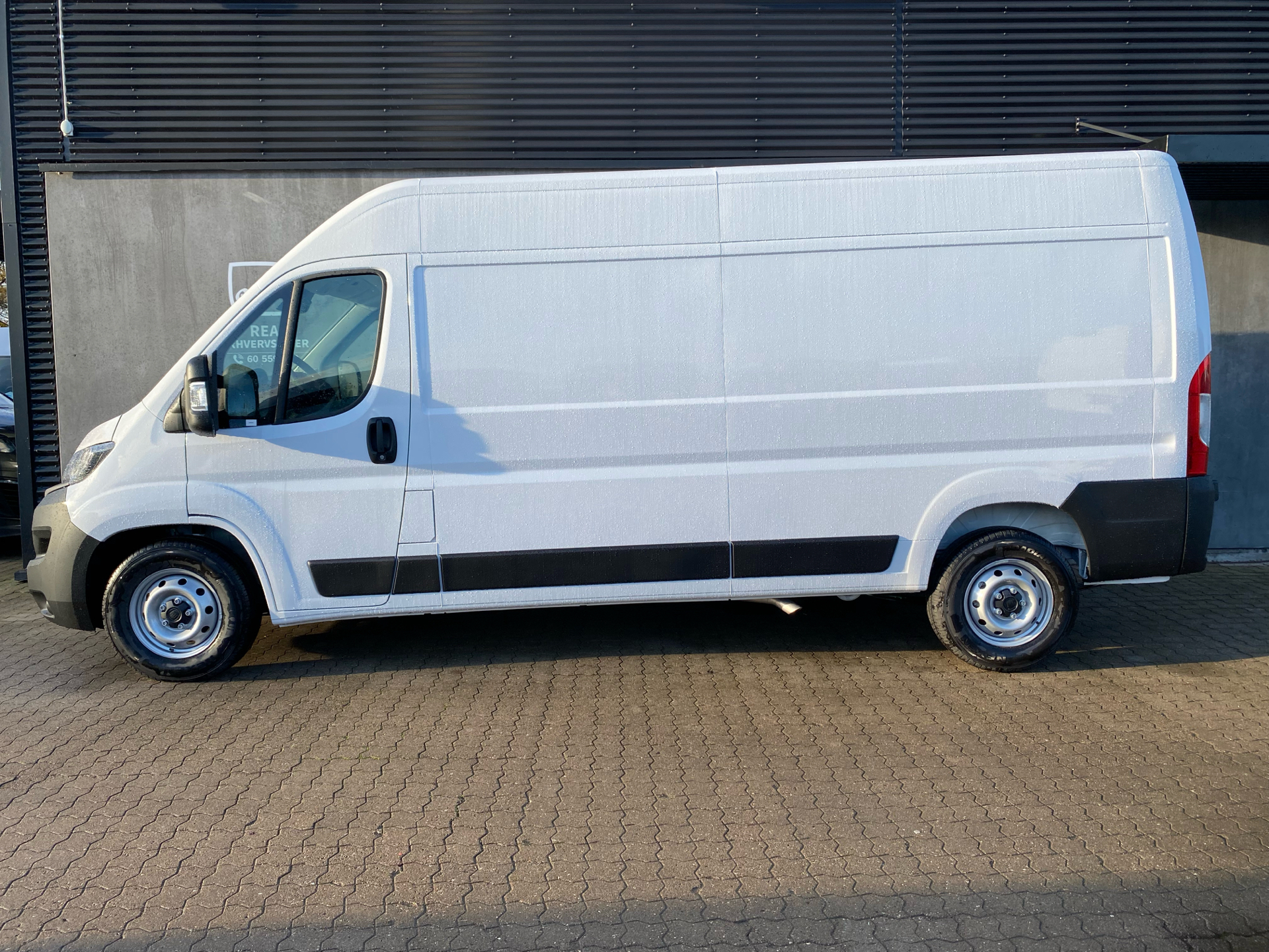 Fiat Ducato 2,3 35 L3H2 MJT Professional Plus 140HK Van 9g Aut.