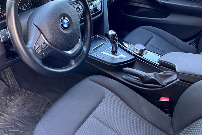 Blå BMW 4-serie fra 2018