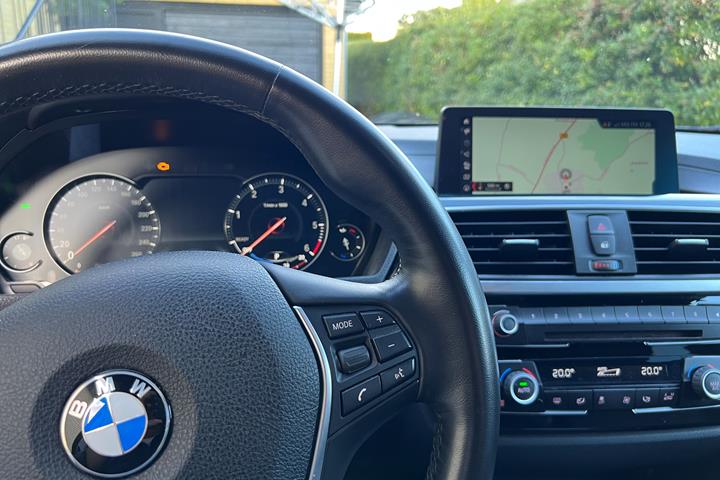Blå BMW 4-serie fra 2018