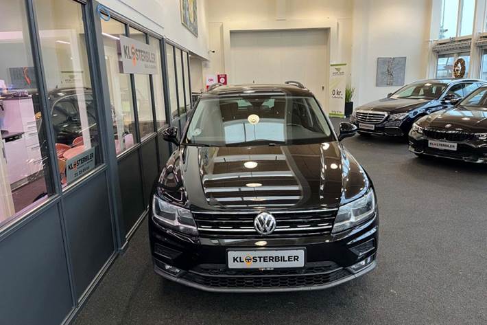 Sort VW Tiguan fra 2018