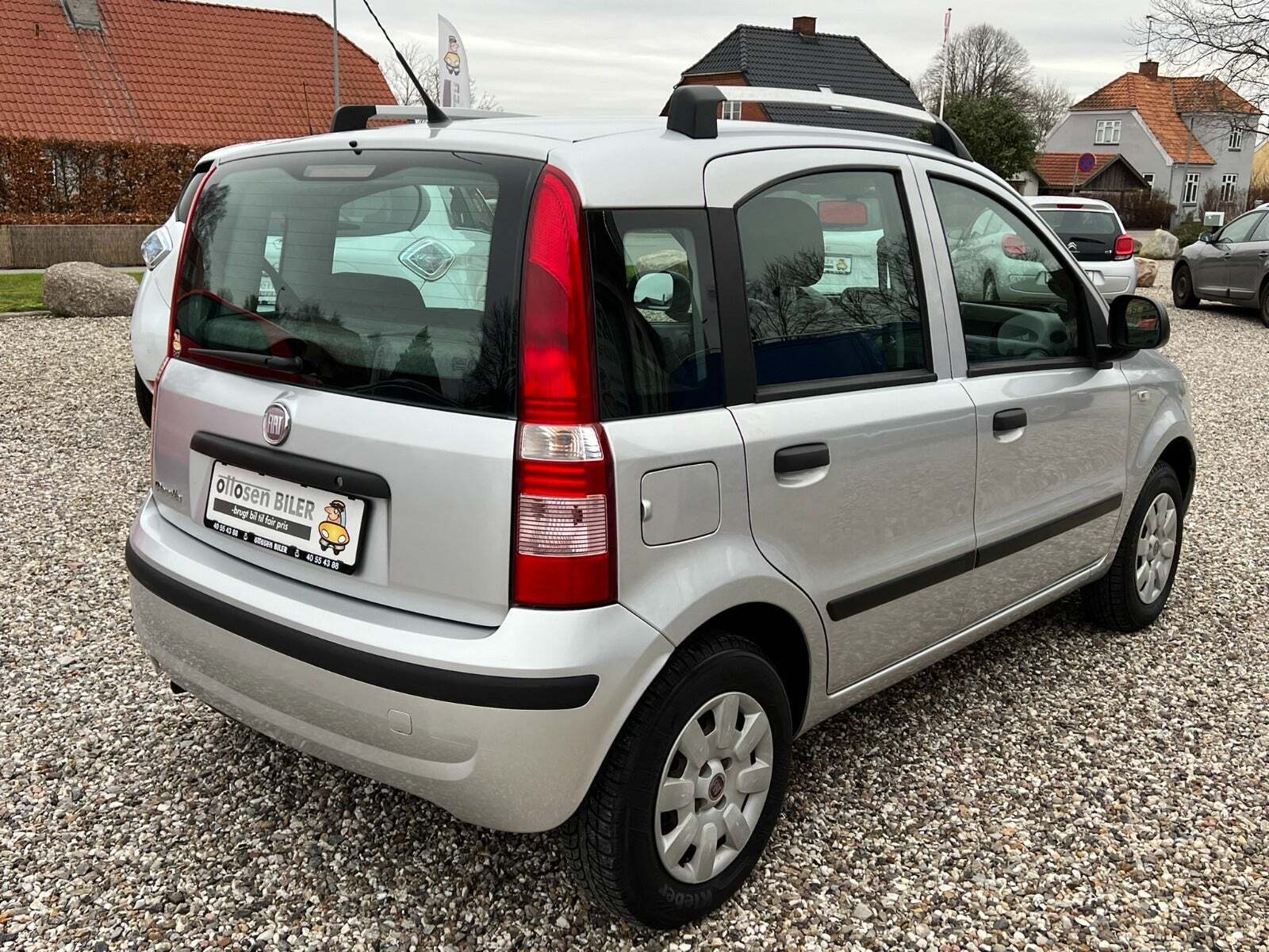Sølv Fiat Panda fra 2011