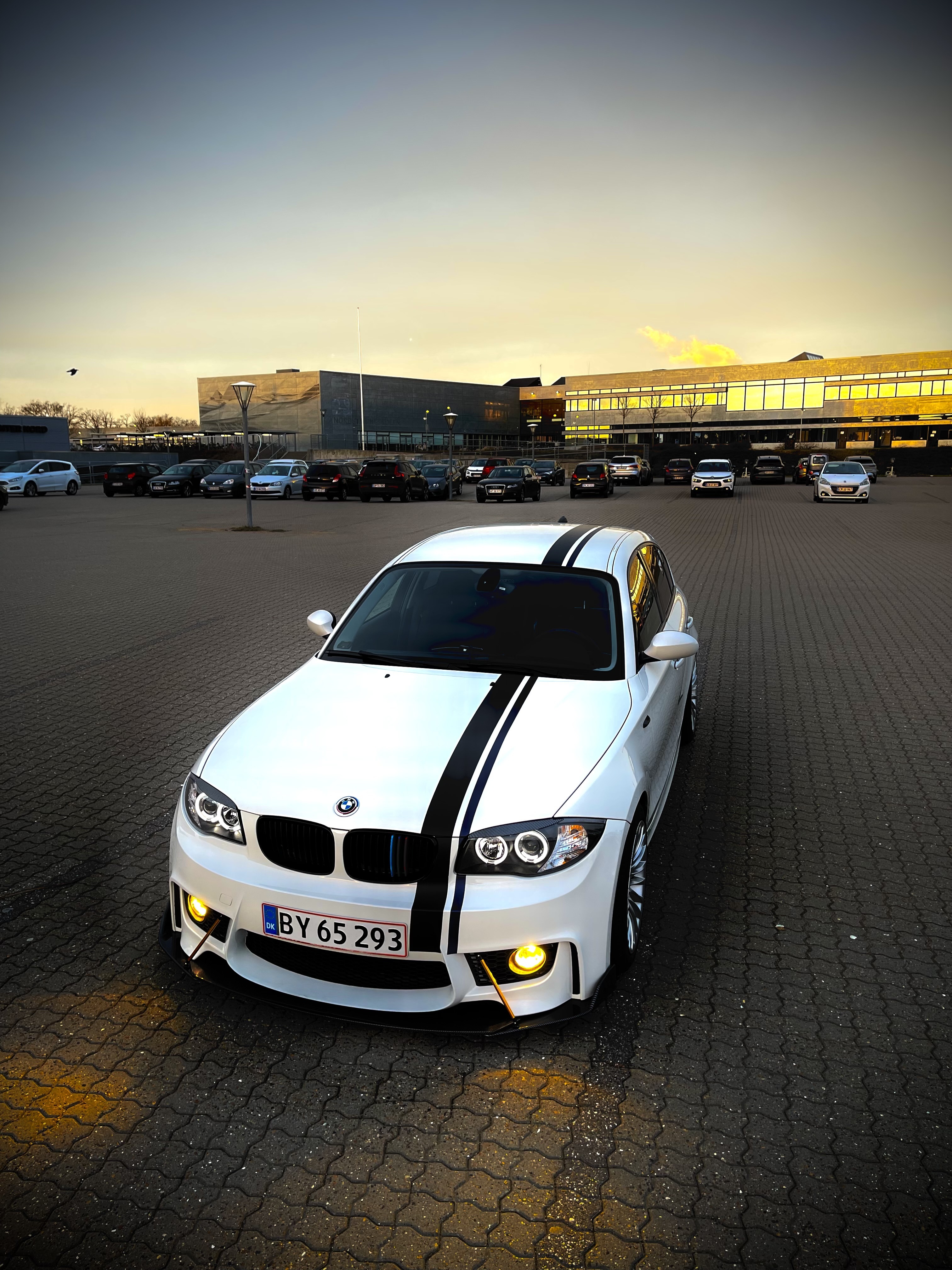 undefined BMW 123d fra 2009