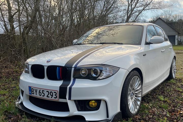 undefined BMW 123d fra 2009