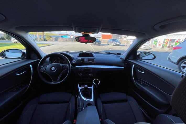 undefined BMW 123d fra 2009