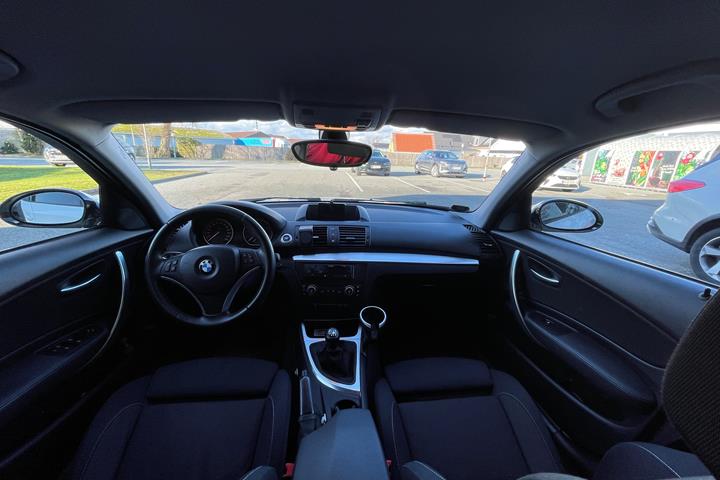 undefined BMW 123d fra 2009