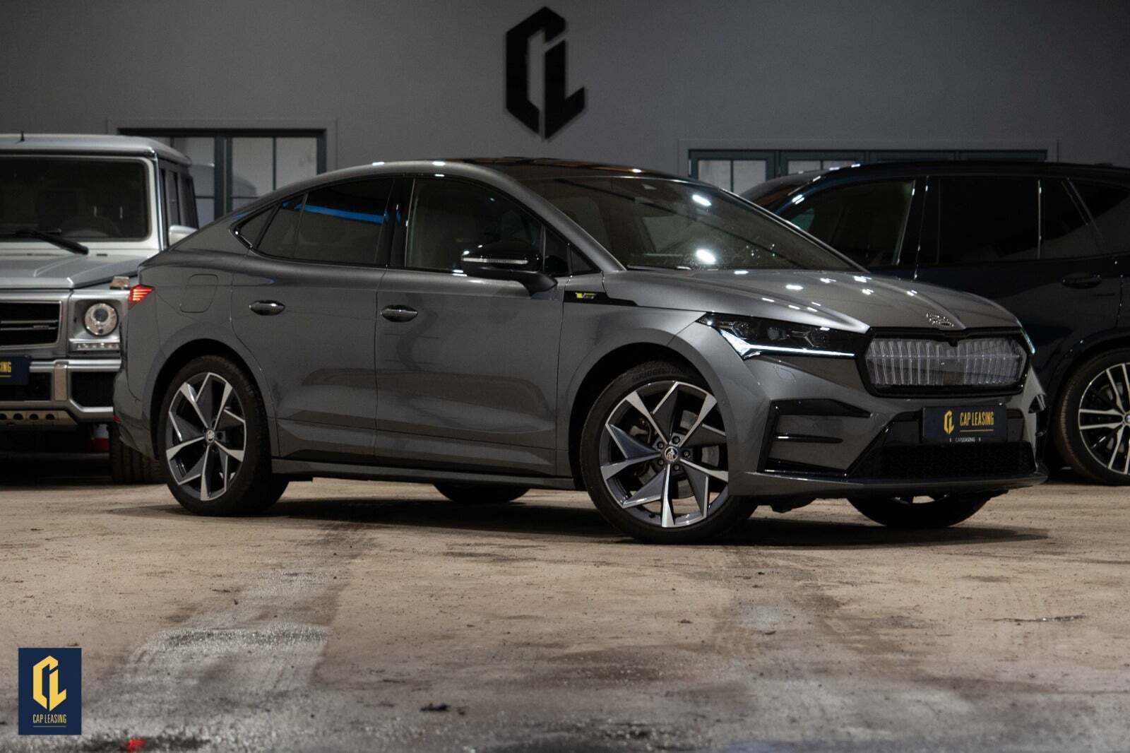Grå Skoda Enyaq fra 2022