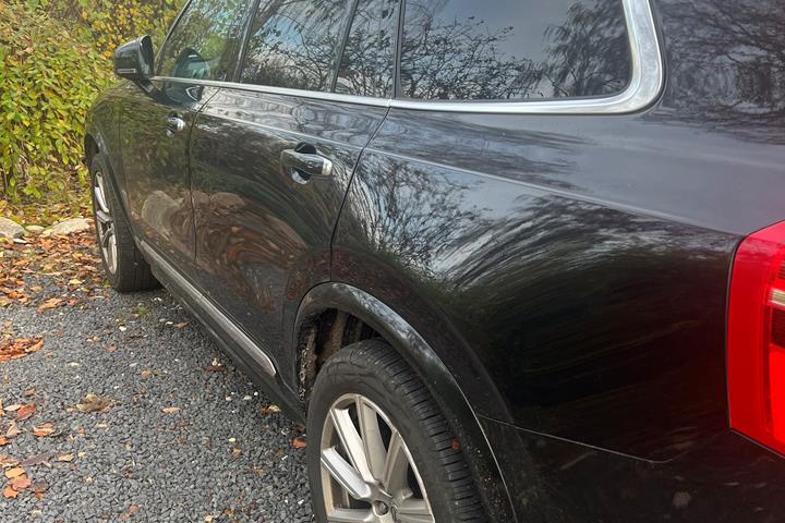 Sort Volvo XC40 fra 2015