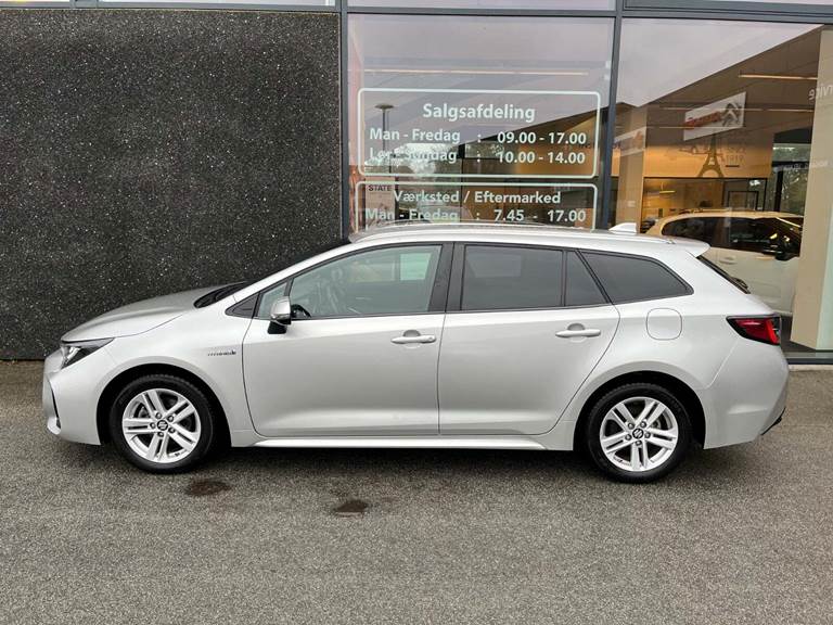 Suzuki Swace 1,8 HEV Active stc. e-CVT