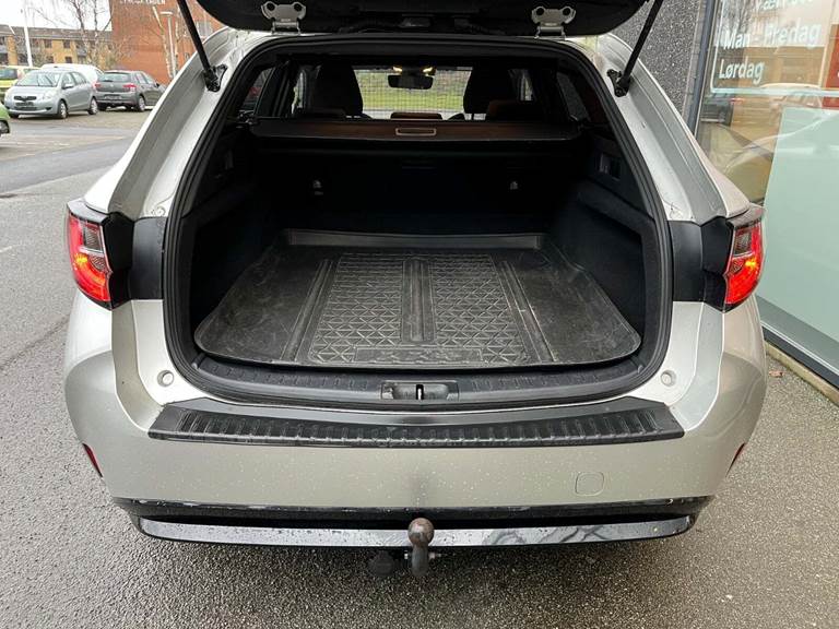 Suzuki Swace 1,8 HEV Active stc. e-CVT