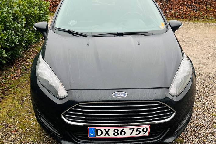 Sort Ford Fiesta fra 2013