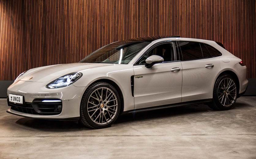 Porsche Panamera 4