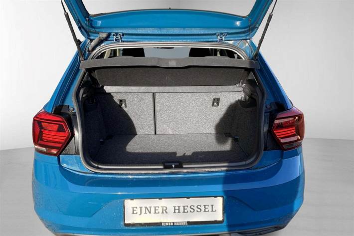Blå VW Polo fra 2019