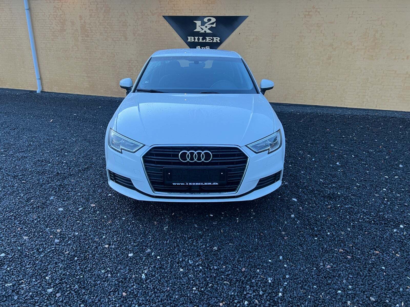 Hvid Audi A3 fra 2017