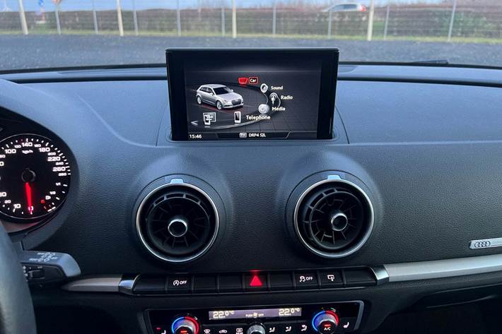 Hvid Audi A3 fra 2017