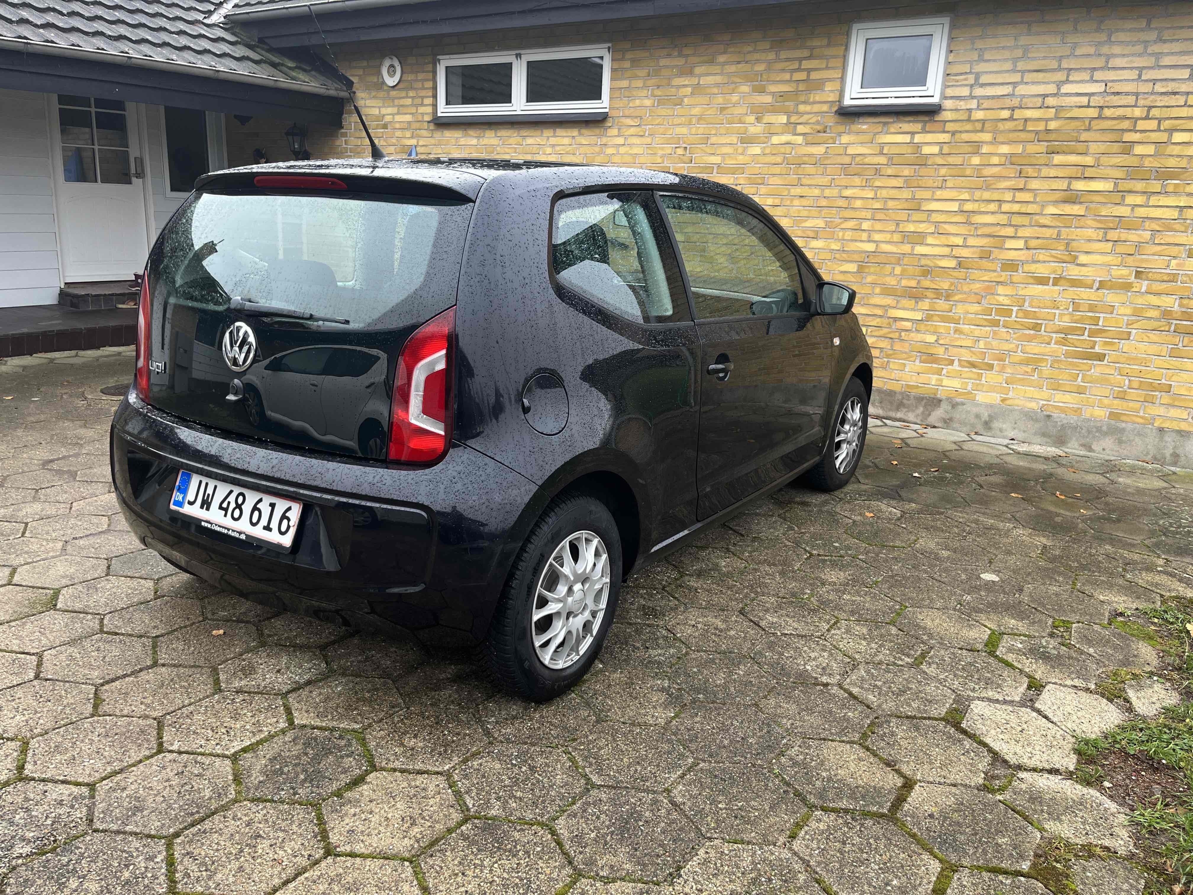 Sort VW UP! fra 2012