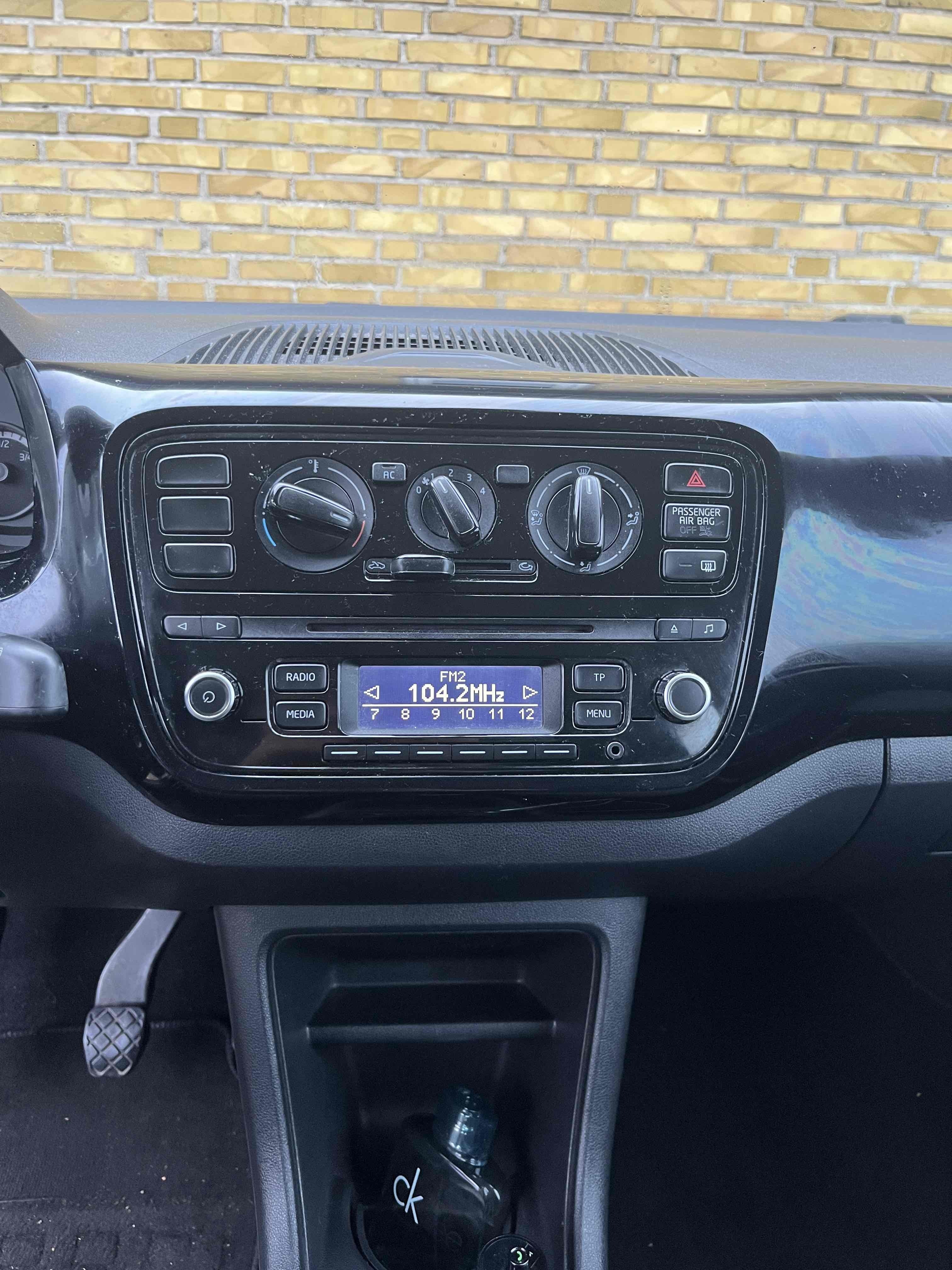 Sort VW UP! fra 2012