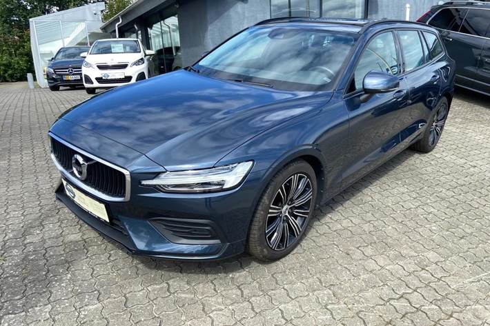 Blå Volvo V60 fra 2019
