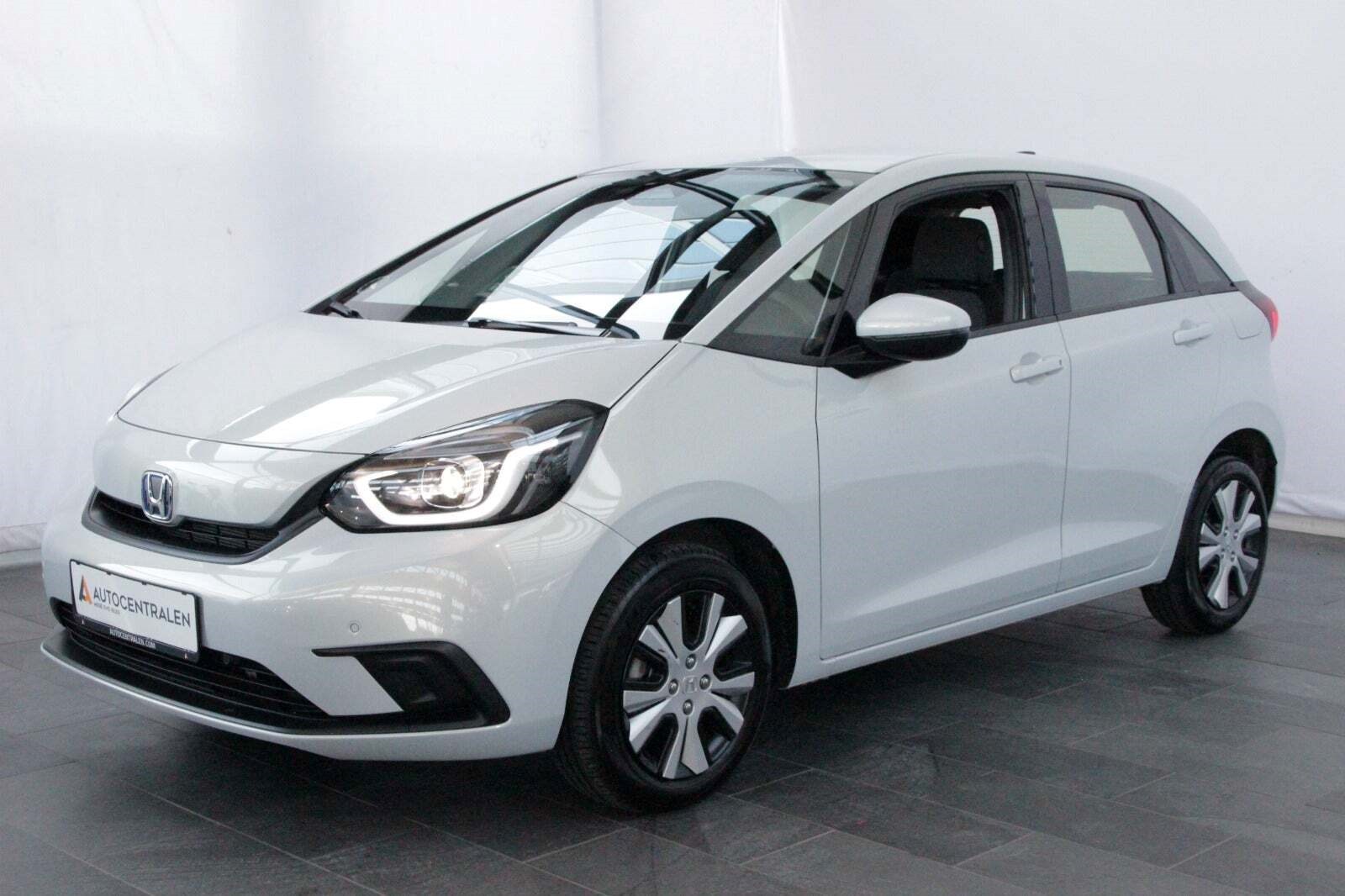 Guide til Honda Jazz Crosstar 1.5 i-MMD e:HEV Advance e-CVT (Årgang 03/2023 og frem)