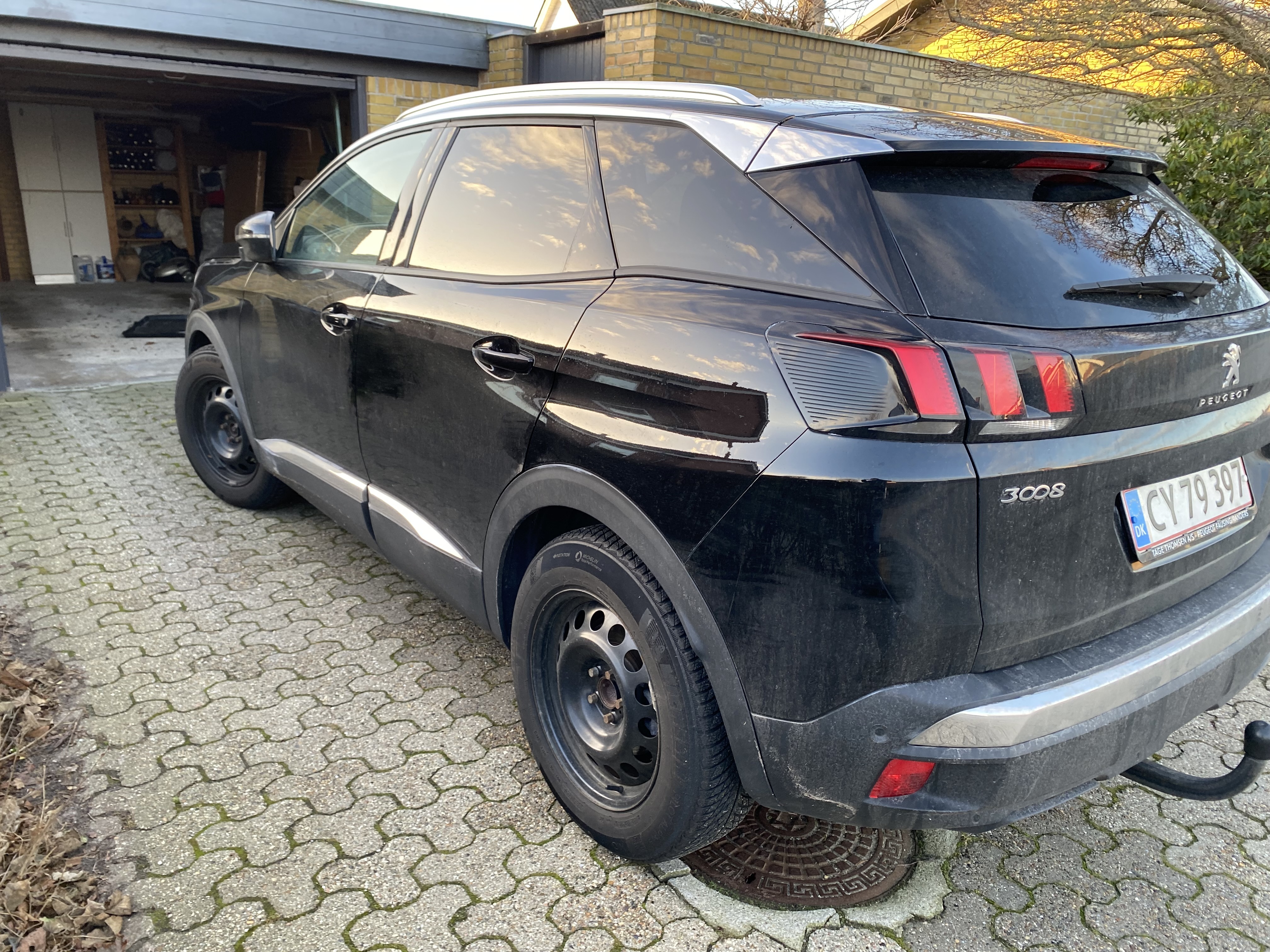 Sort Peugeot 3008 fra 2020